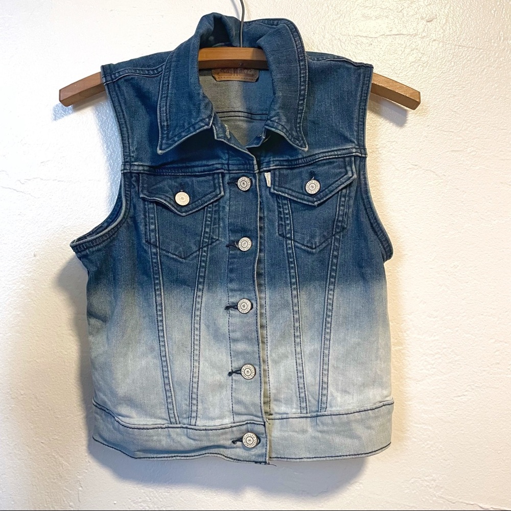 Levi’s Ombré Denim Vest Junior’s XS